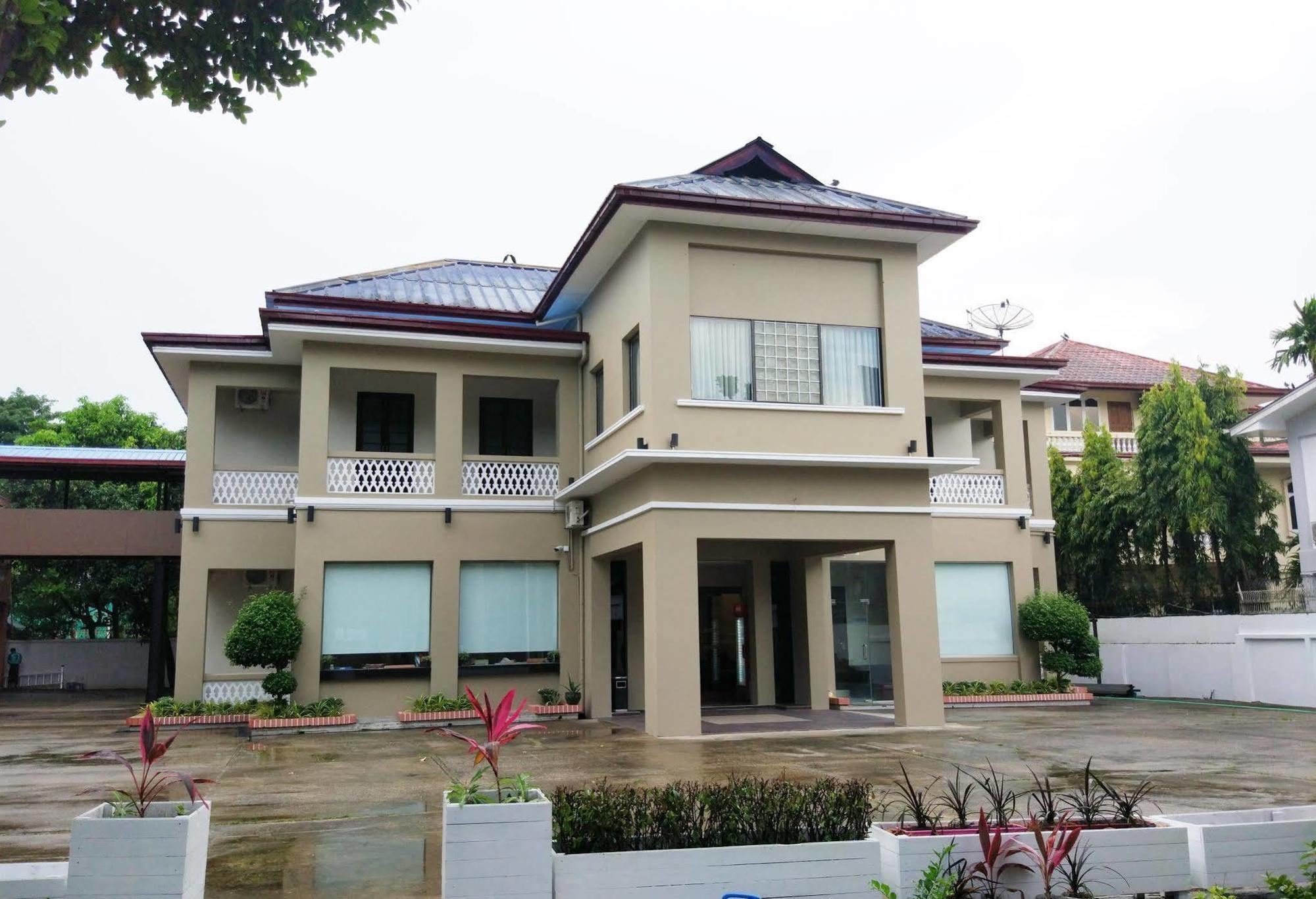 รูบี้ การ์เดน โฮเต็ล Hotel ย่างกุ้ง ภายนอก รูปภาพ