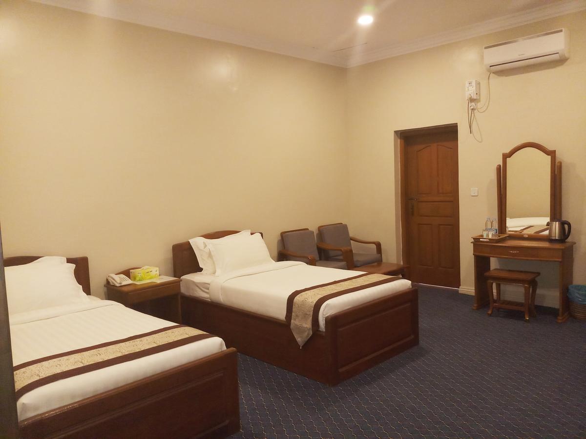 รูบี้ การ์เดน โฮเต็ล Hotel ย่างกุ้ง ภายนอก รูปภาพ