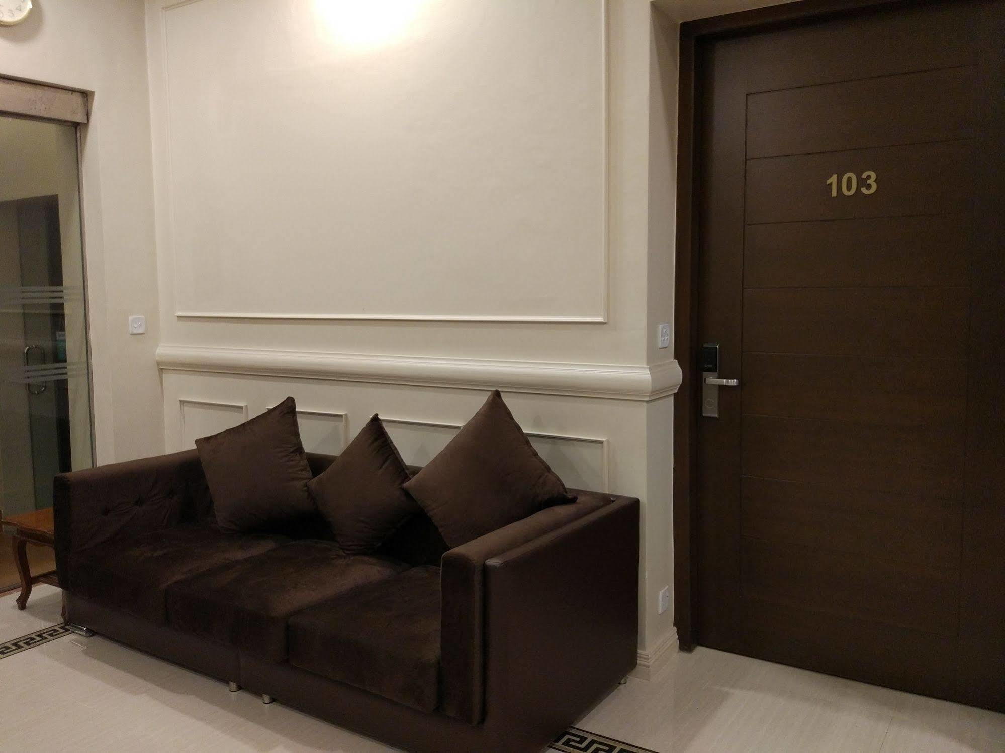 รูบี้ การ์เดน โฮเต็ล Hotel ย่างกุ้ง ภายนอก รูปภาพ